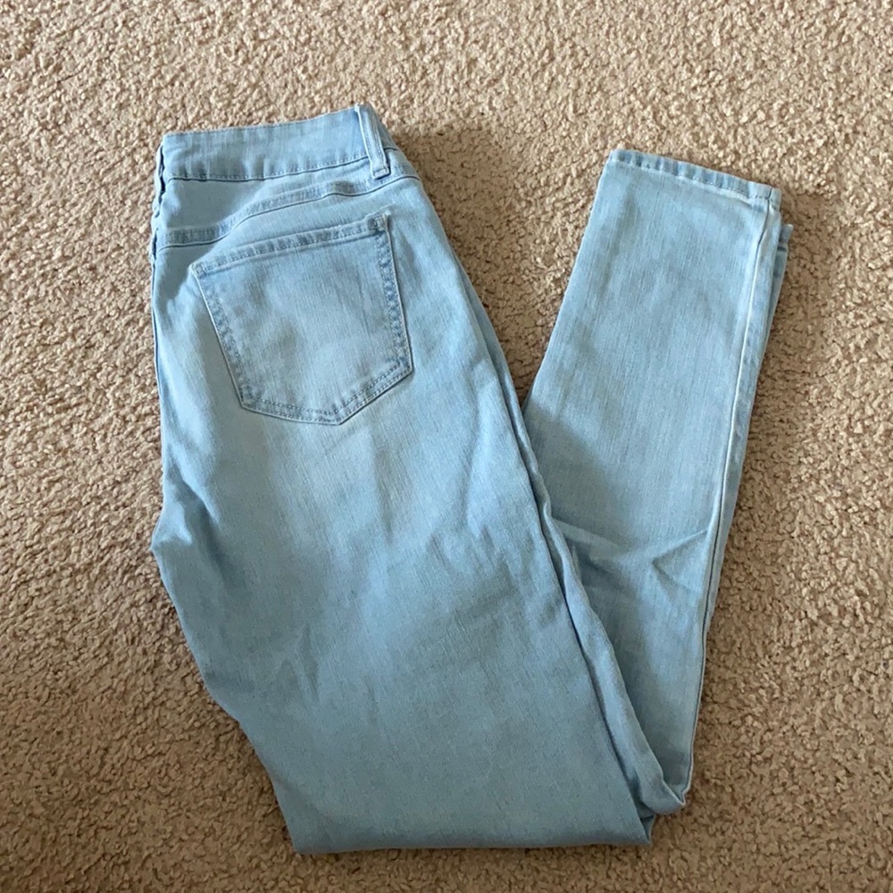 Light wash ripped jeans